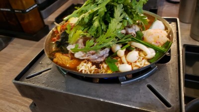 Boiling Point(Taiwanese Hot pot)