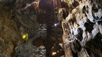 Angels Camp Morning Caverns & Calaveras Big Trees State Park (1)