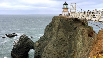 바다를 품은 키작은 등대,  Point Bonita Lighthouse